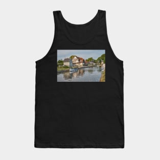 Boats moored up in Thurne Dyke Tank Top